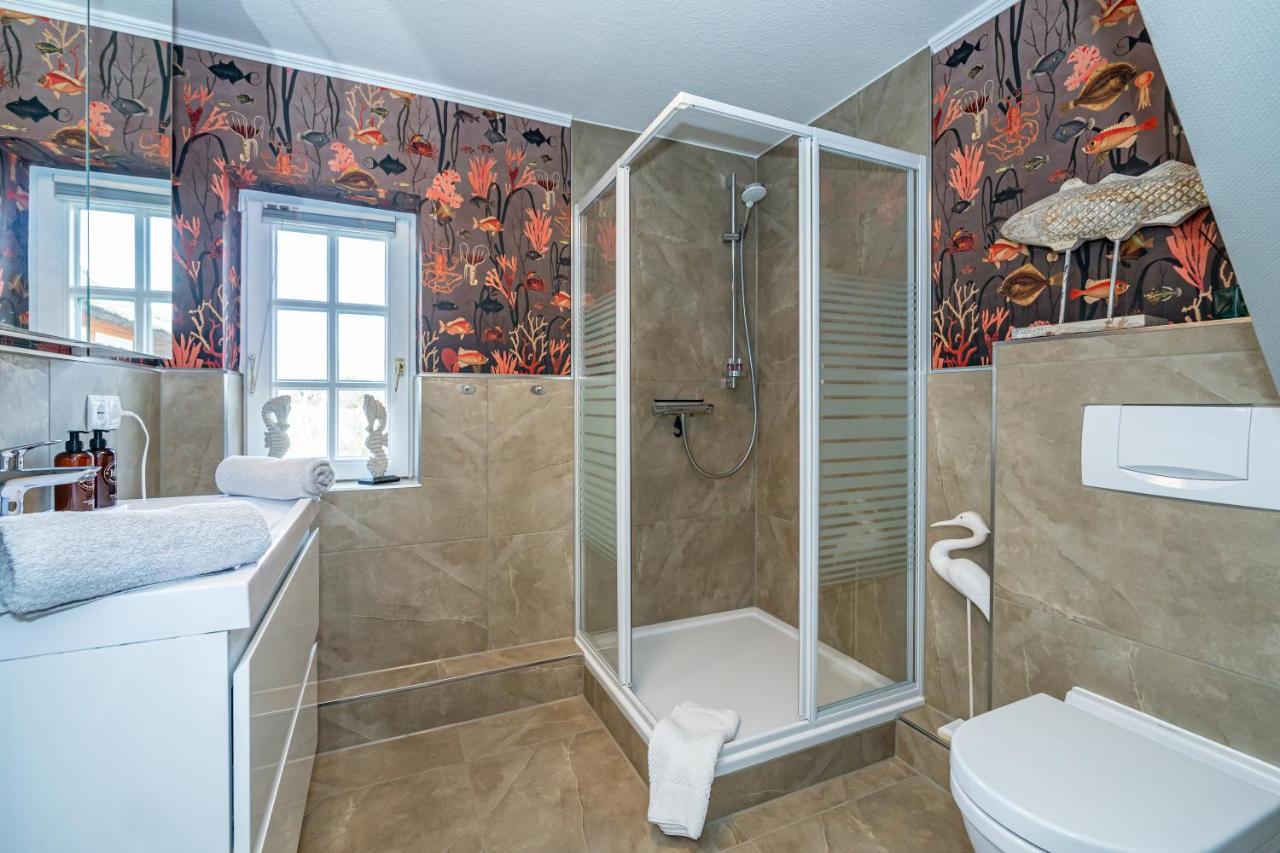 Gemuetliche Wohnung Unter Reet Mit Pool Und Sauna In Keitum Exteriör bild